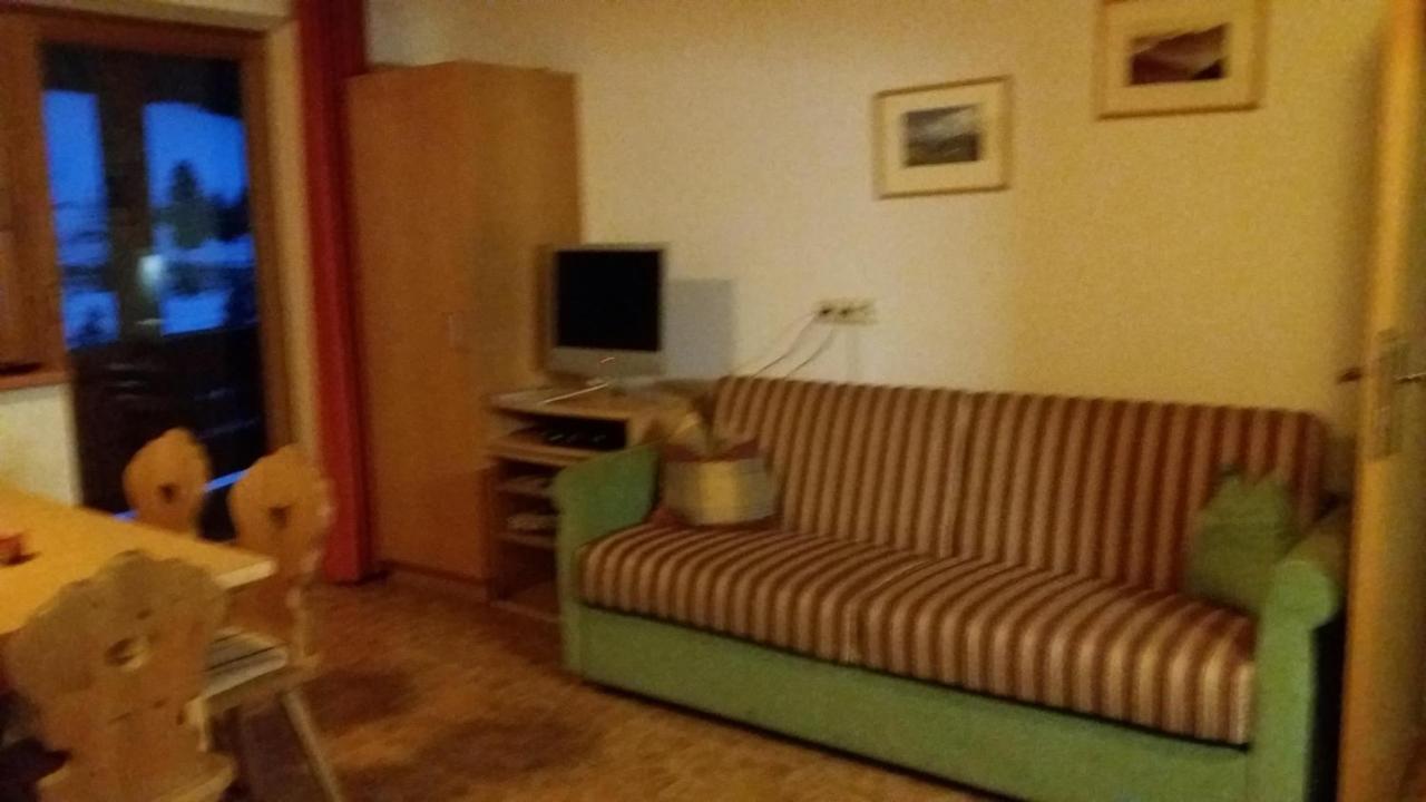Aue, Ferienwohnung Tux Esterno foto